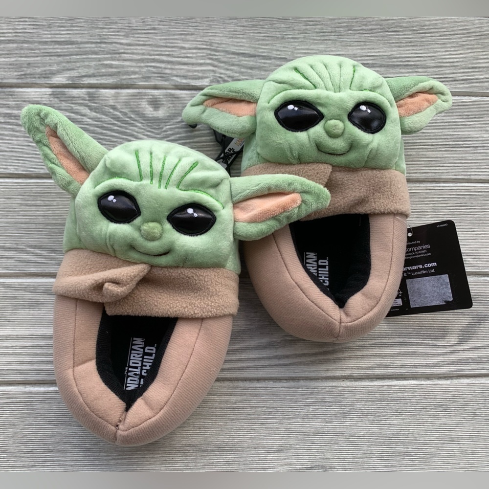 Star Wars The Mandalorian Grogu Youth Boy's Slippers